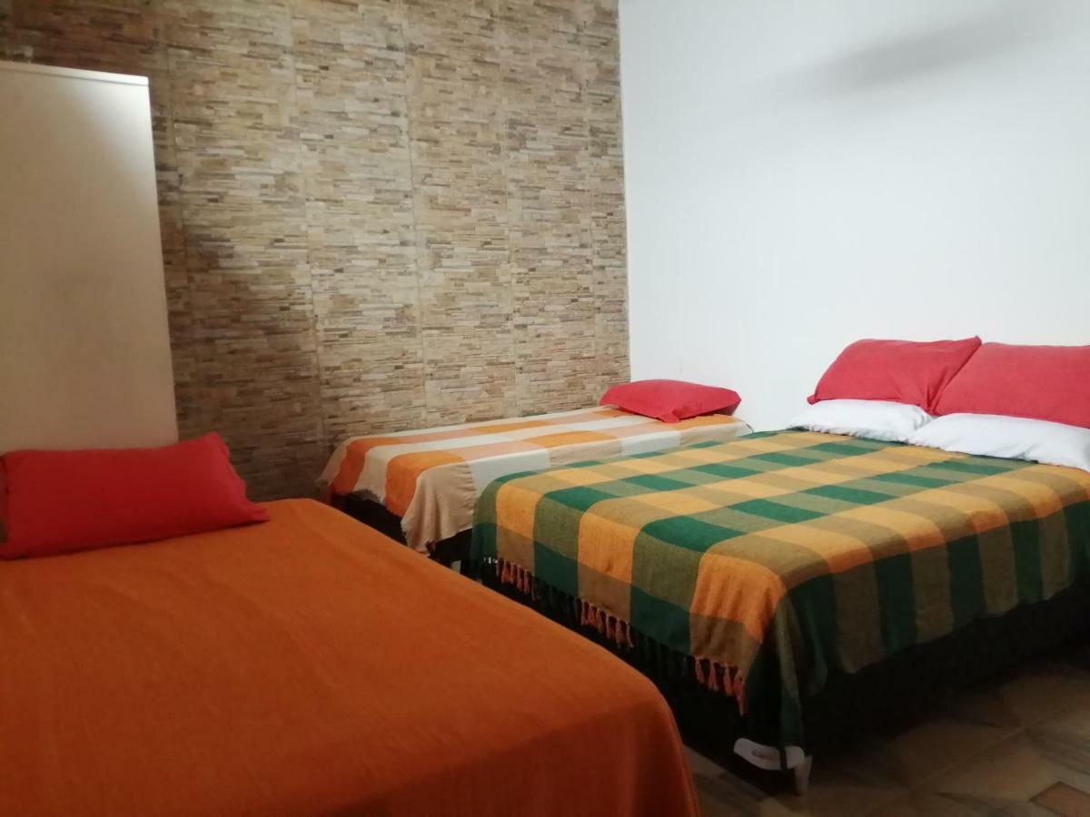 Bed and Breakfast Granados Асунсьйон Екстер'єр фото